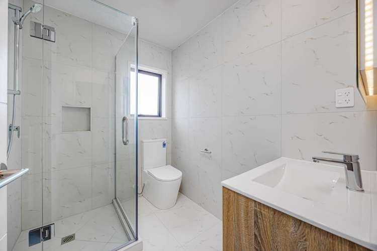 5C Beaufort Place Papatoetoe_11