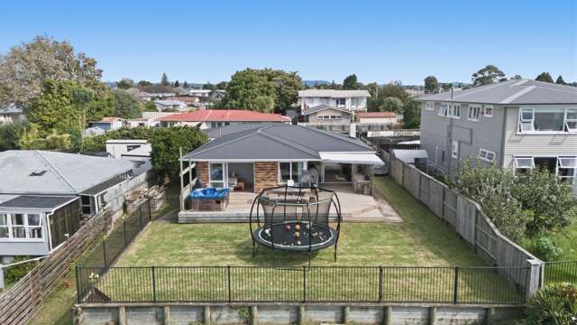 47 Baycroft Avenue Parkvale_3
