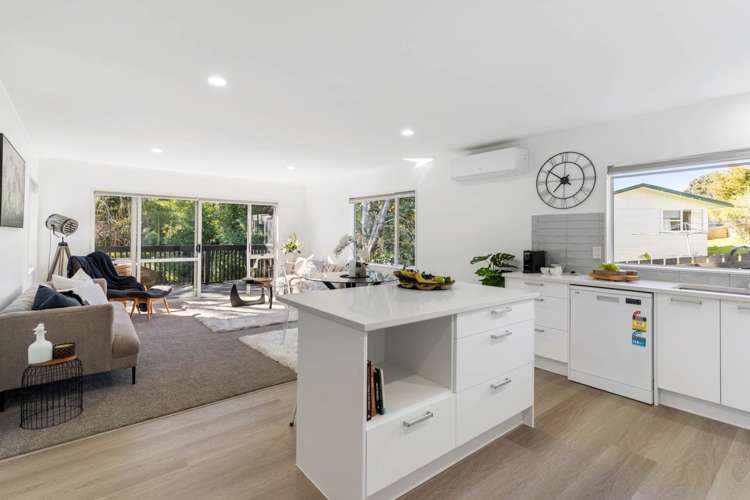 2/20 Carina Crescent Torbay_13