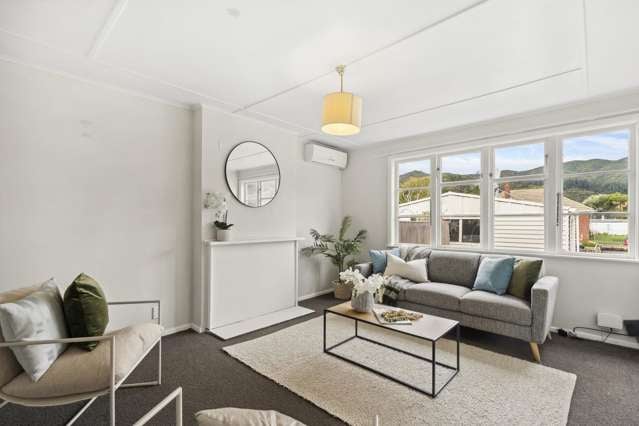 53 Hewer Crescent Naenae_1