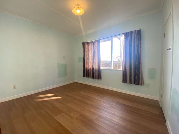20 Arahoe Road New Lynn_7