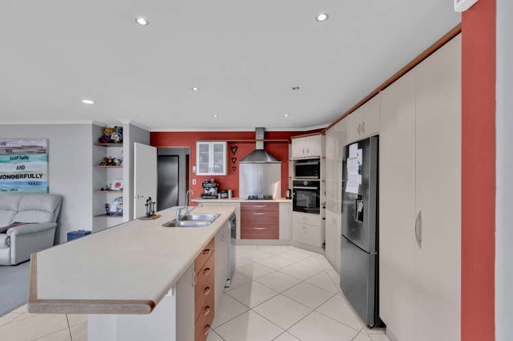 33 Grace Avenue Rototuna North_5