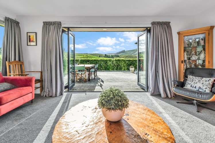 2/242 Ahuriri Road_2