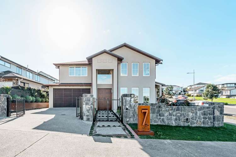 7 Luff Place Long Bay_35