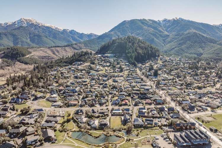 12 & 14 Jacks Pass Road Hanmer Springs_10