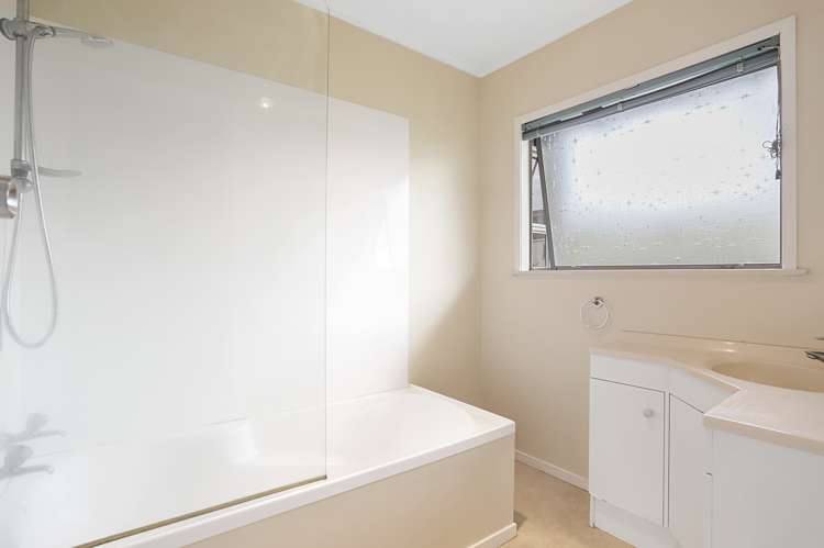 3 Hartley Terrace Massey_11