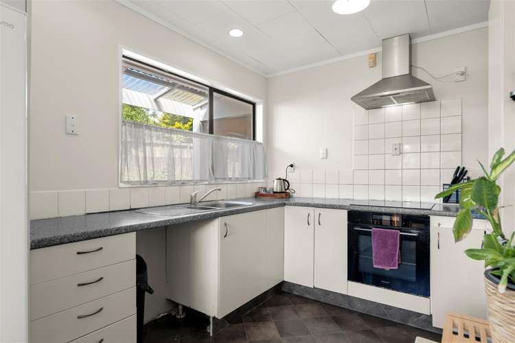 17 Bishoprick Crescent Te Puke_5