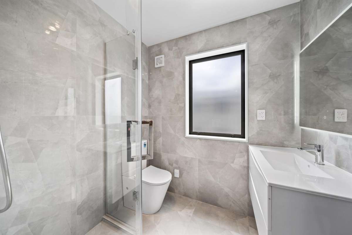 2/107 Porchester Road_4