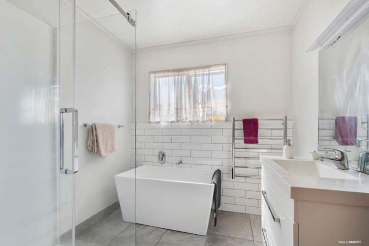 75 Cape Hill Road Pukekohe_15