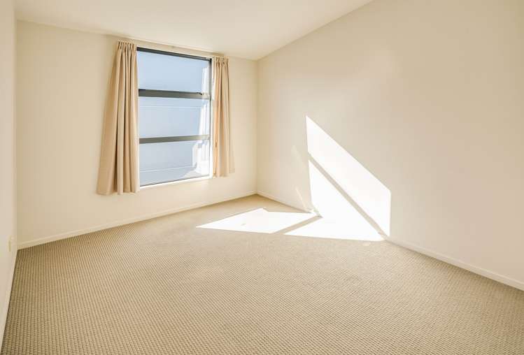 7 Rochdale Way Stoke_14