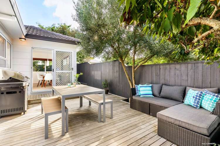 2/19 Clarke Road Onehunga_6