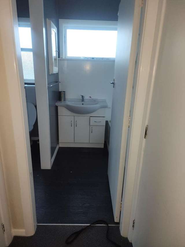 1 Lees Grove Wainuiomata_3