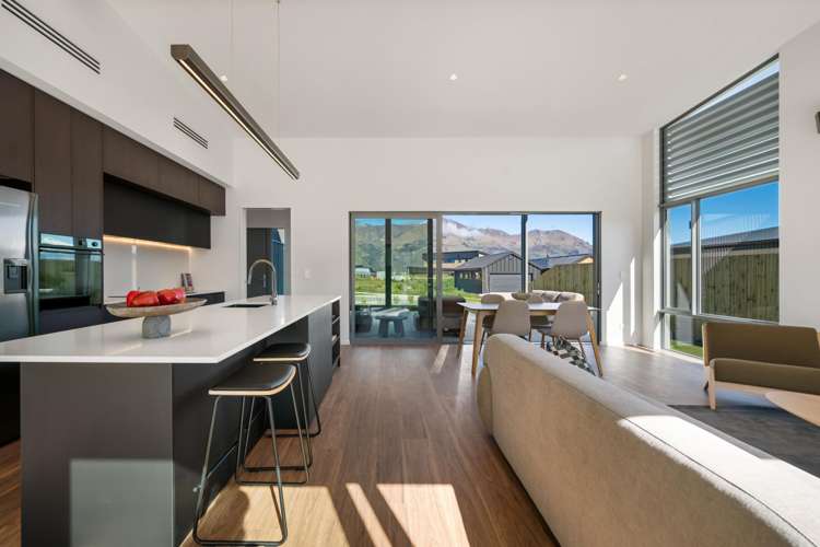 11 Ernie's Way Wanaka_10