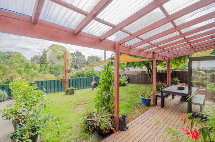 51a Chorley Avenue Massey_8