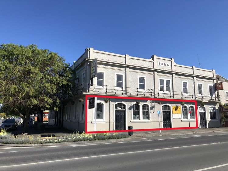 63 High Street North Carterton_1