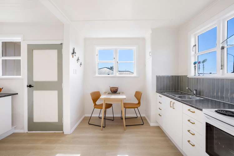 120 Middleton Road_4