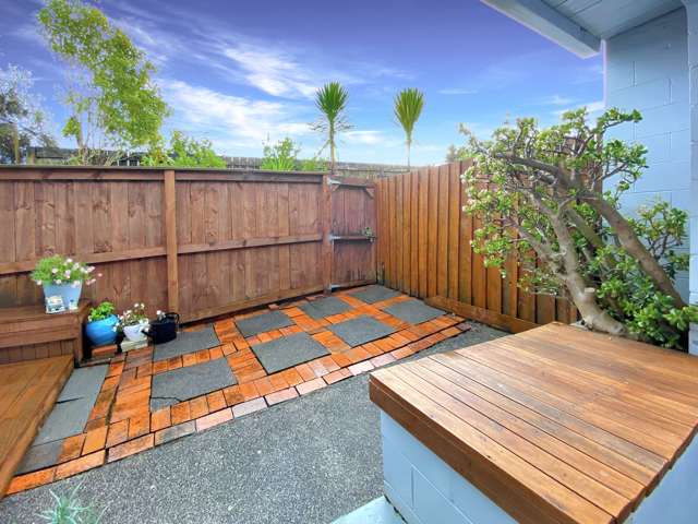 3/72 Flanshaw Road Te Atatu South_2