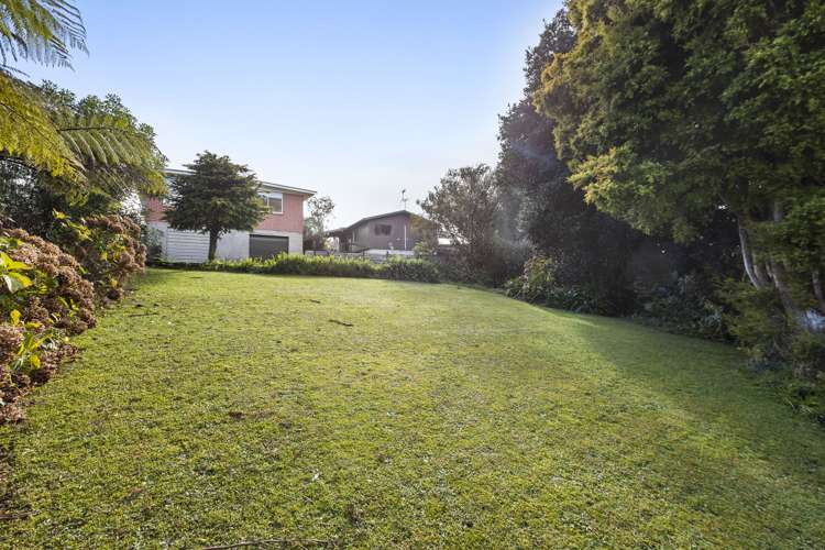 2/25 Carlton Terrace Westown_24