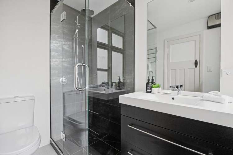 155 Victoria Road Saint Clair_16