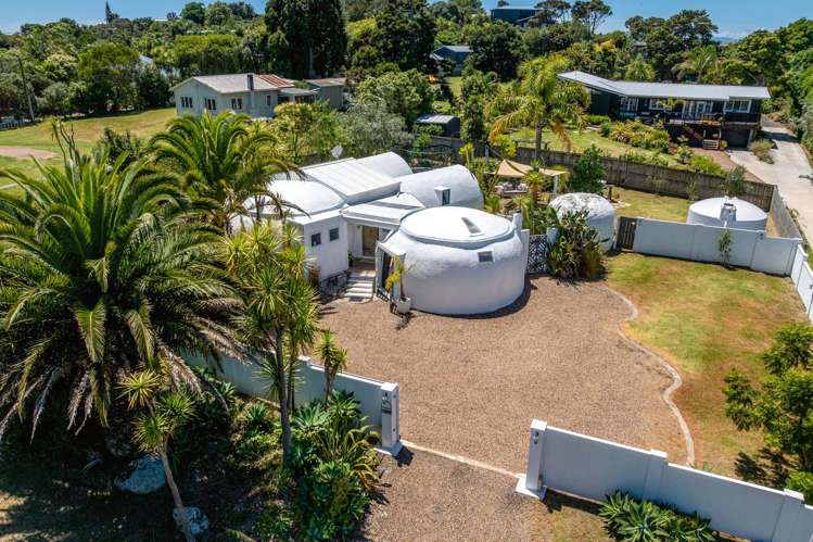 498 Sea View Road Onetangi_32