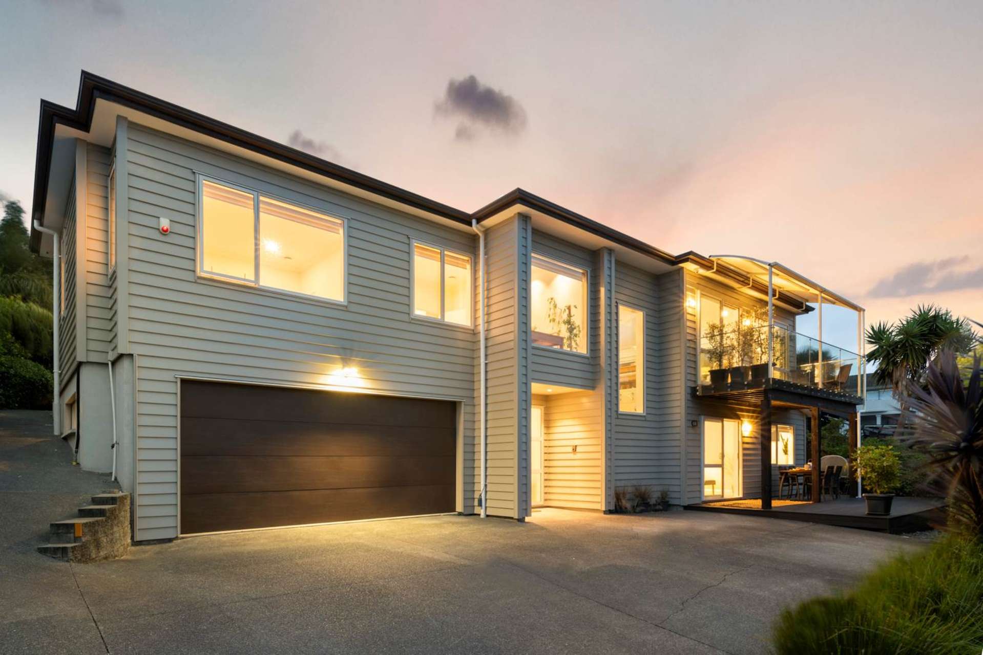 89e William Bayes Place Red Beach_0