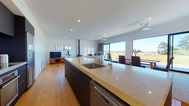 2 Carter Crescent Foxton Beach_4