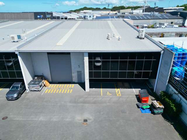 PRIME INDUSTRIAL TILT SLAB UNIT