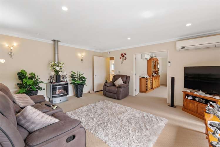 6 Barry Curtis Place Levin_4