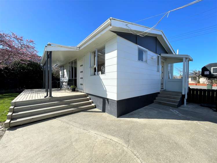 39 Essex Street Balclutha_12