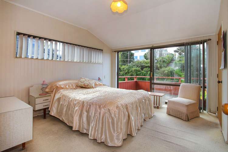 84 Beach Road Castor Bay_8