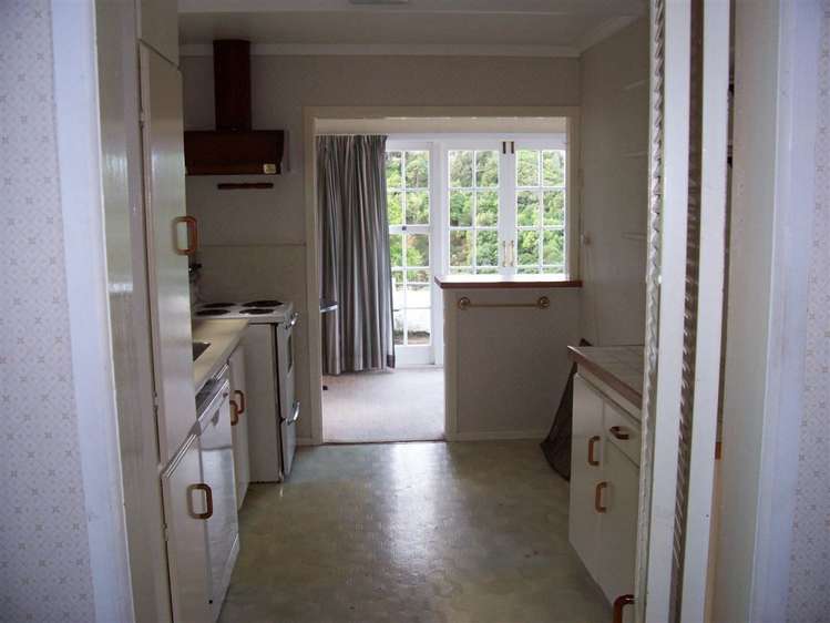 10 Korokoro Road Korokoro_8