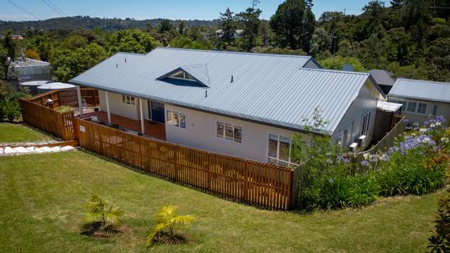 32 Bernard Magnus Lane Greenhithe_1