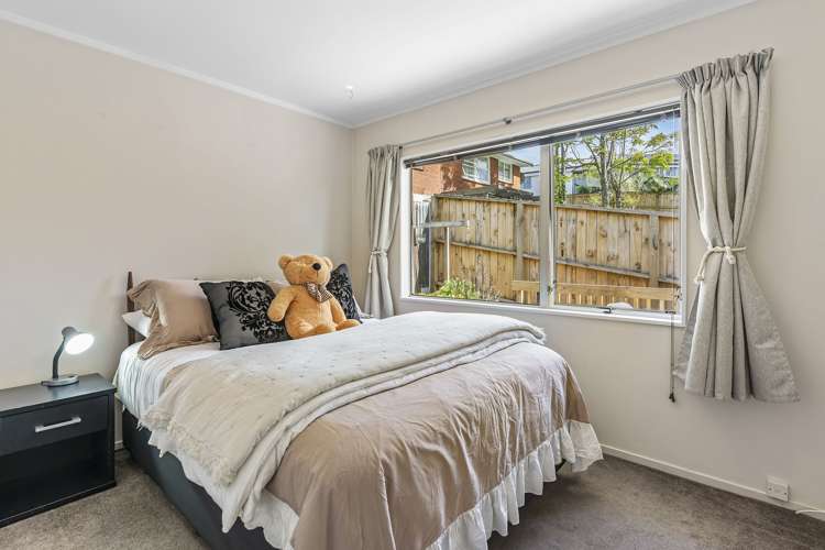 1/159 Gossamer Drive Pakuranga Heights_10