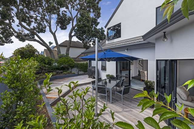 2/7 Hostel Access Road Eastern Beach_3