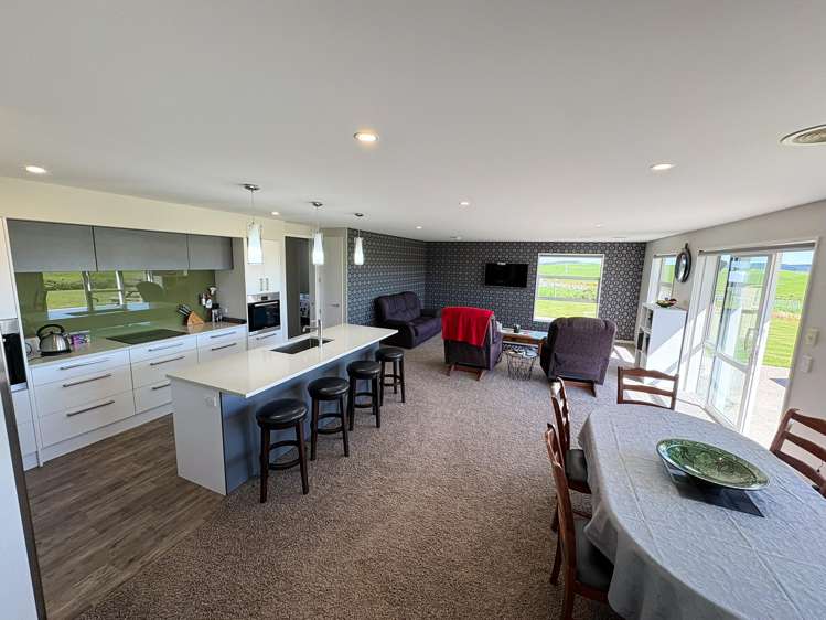 461 Cross Road Pebbly Hill_20