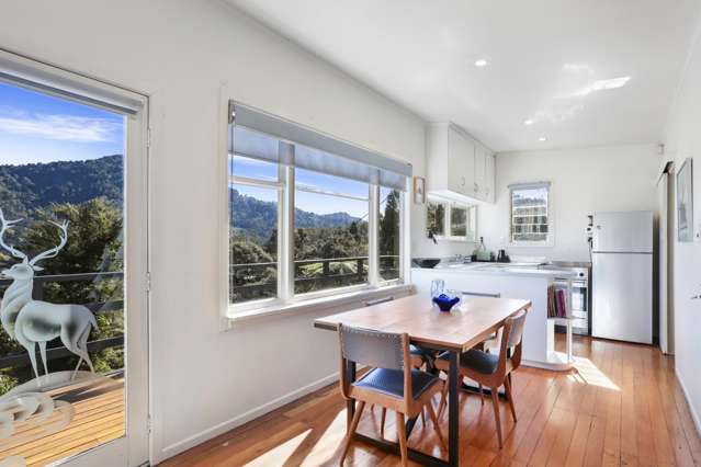 26 Ocean View Road Huia_3