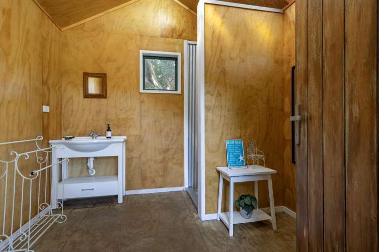 35 North Piha Road Piha_12