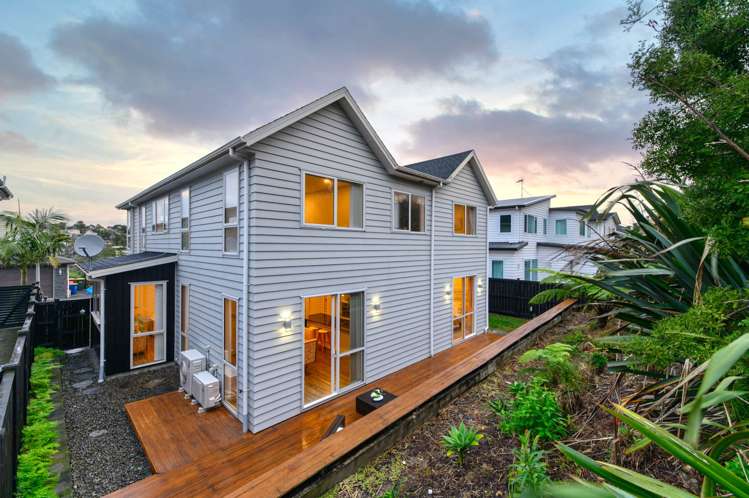 39 Remuremu Street Long Bay_36