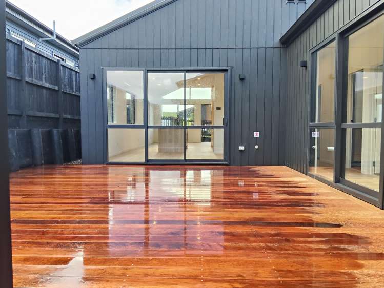 67 Huanui Drive Orewa_9