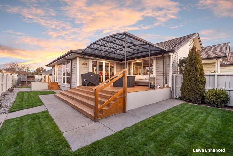 42 Travis Country Drive Burwood_14