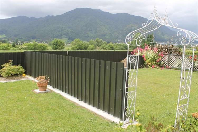 10 Catherine Crescent Te Aroha_12