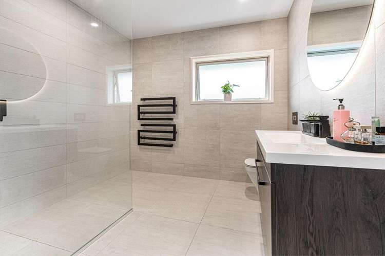 9 Spencer Terrace Hauraki_17