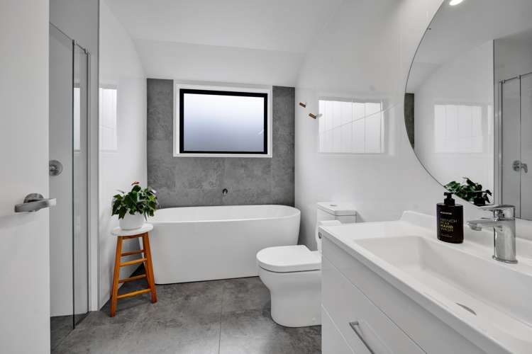 9 Atutahi Street Hurdon_15