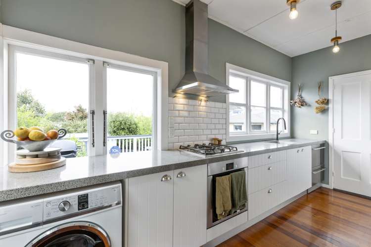 153 Mount Smart Road Onehunga_6