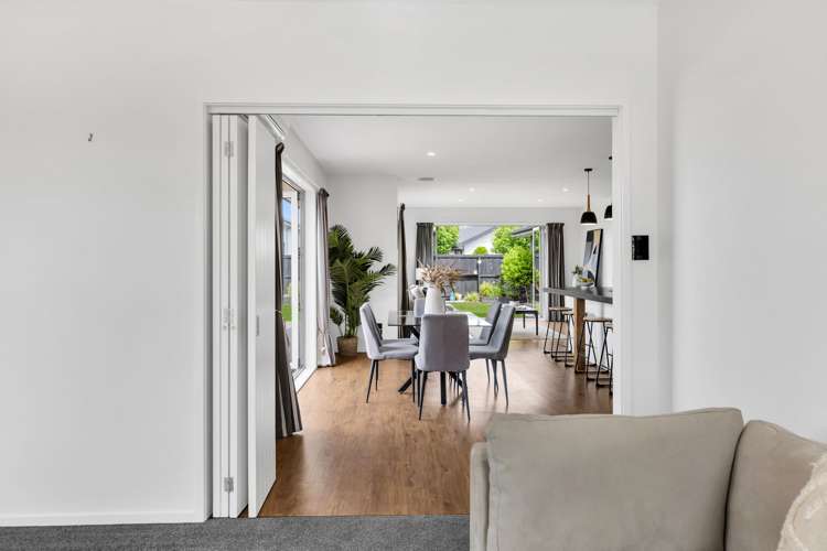 43 Sunline Avenue Lincoln_13