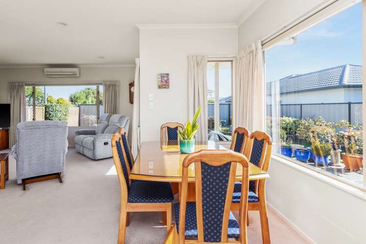 7 Ellerslie Place Taradale_4