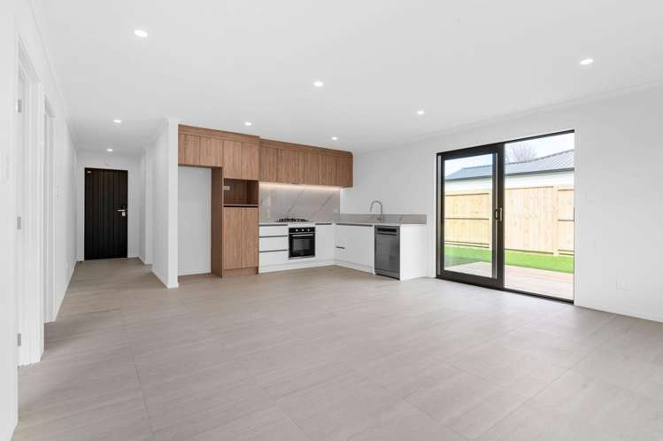 2/239 Tramway Road Enderley_5