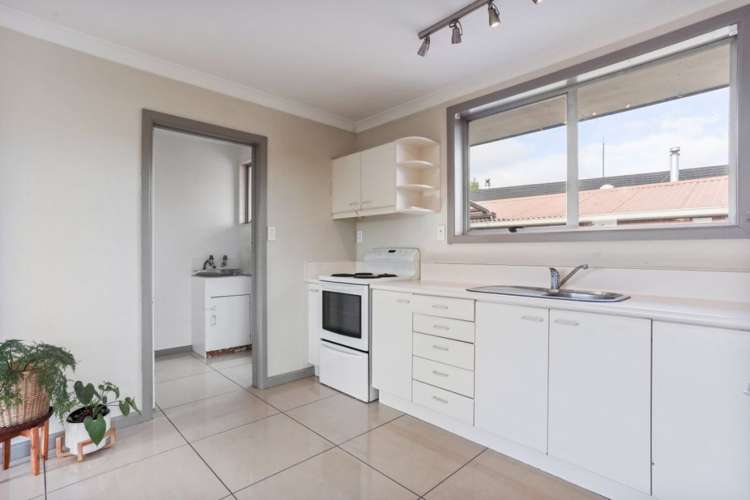 1 Hersham Place Bromley_3