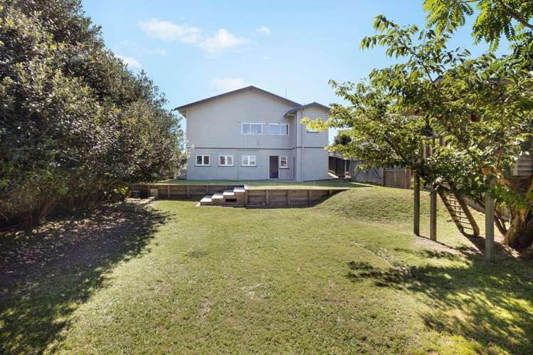 655 Grey Street Hamilton East_17