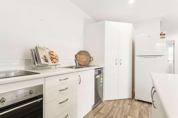 15 Crest Way Papamoa_6